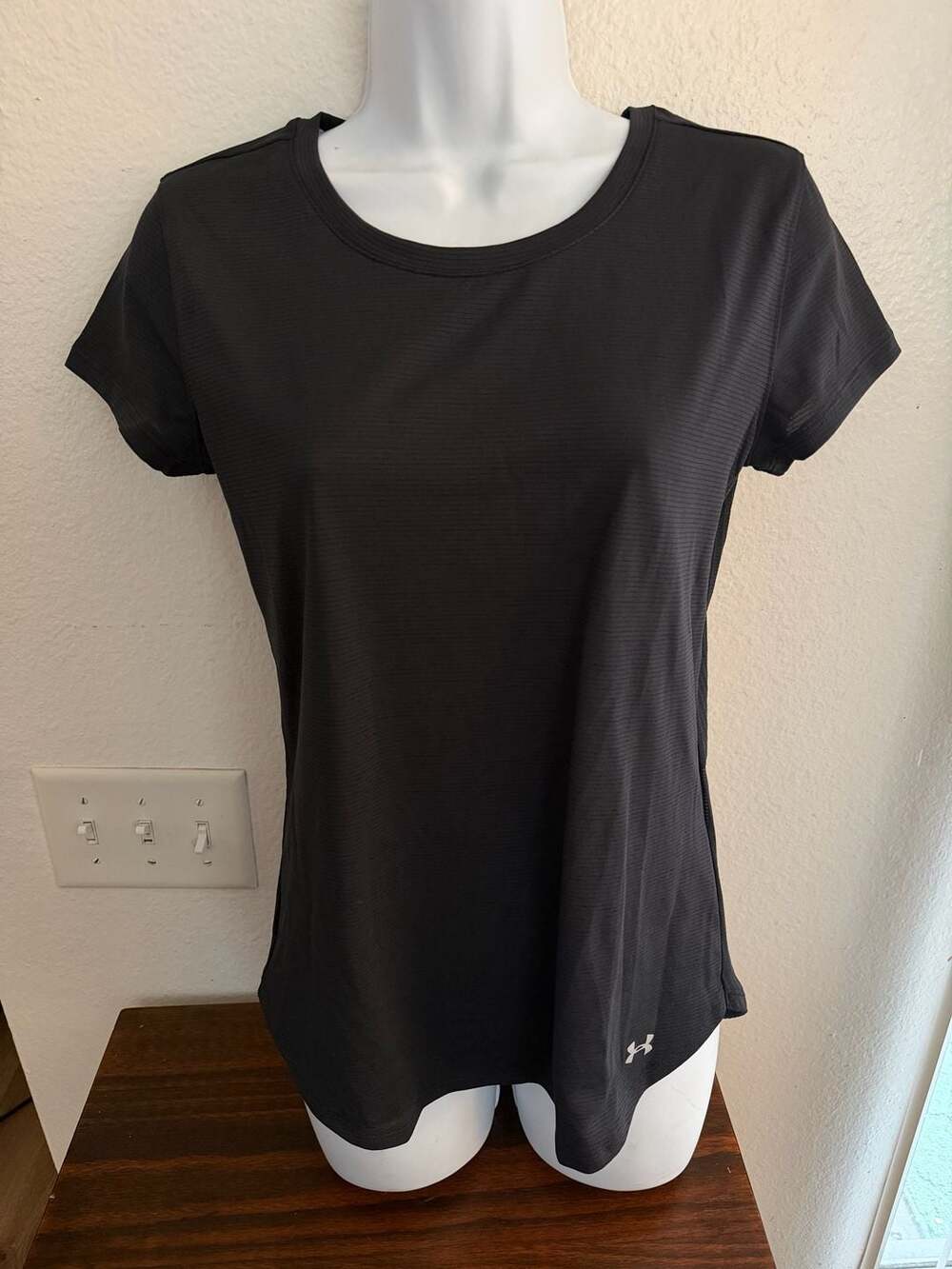 Under Armour Threadborne T-Shirt Size S Black HeatGear